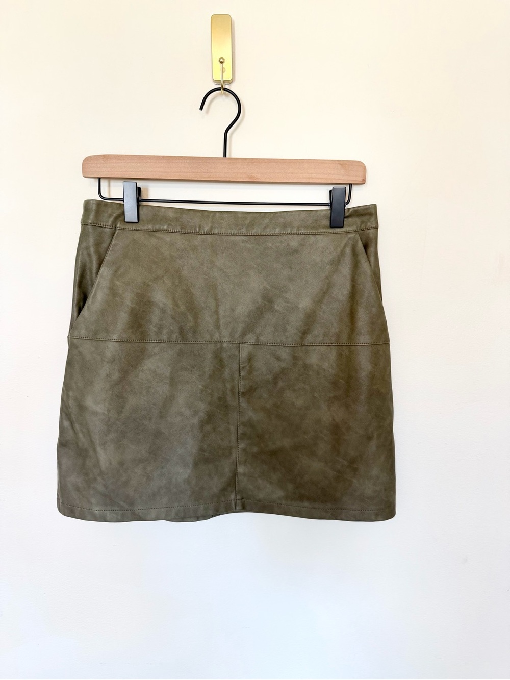 Shinestar Olive Faux Leather Mini Skirt Size L